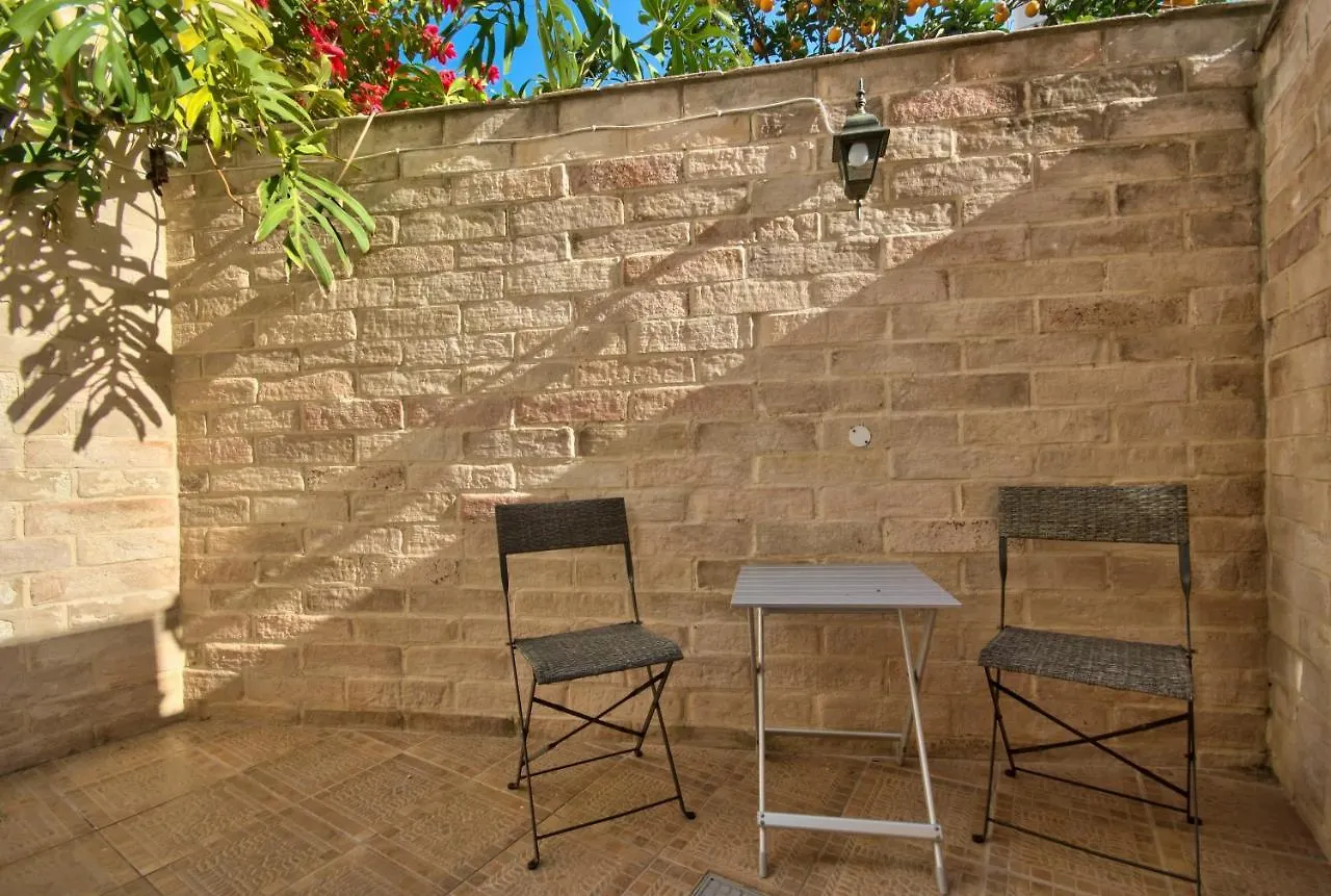 Sliema St Helens Cozy Traditional Apartments By Shortletsmalta